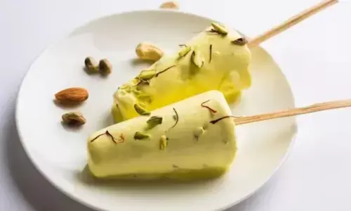 मदर्स डे पर मम्मी का मुंह कराएं पिस्ता कुल्फी से मीठा, यहां पर जानें आसान रेसिपी