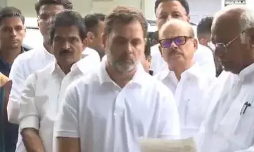 सरकार और सेना को हमारा पूरा समर्थन..., ऑपरेशन सिंदूर पर बोले खड़गे और राहुल गांधी, कल होनी वाली सर्वदलीय बैठक पर कही ये बात सरकार और सेना को हमारा पूरा समर्थन..., ऑपरेशन सिंदूर पर बोले खड़गे और राहुल गांधी, कल होनी वाली सर्वदलीय बैठक पर कही ये बात