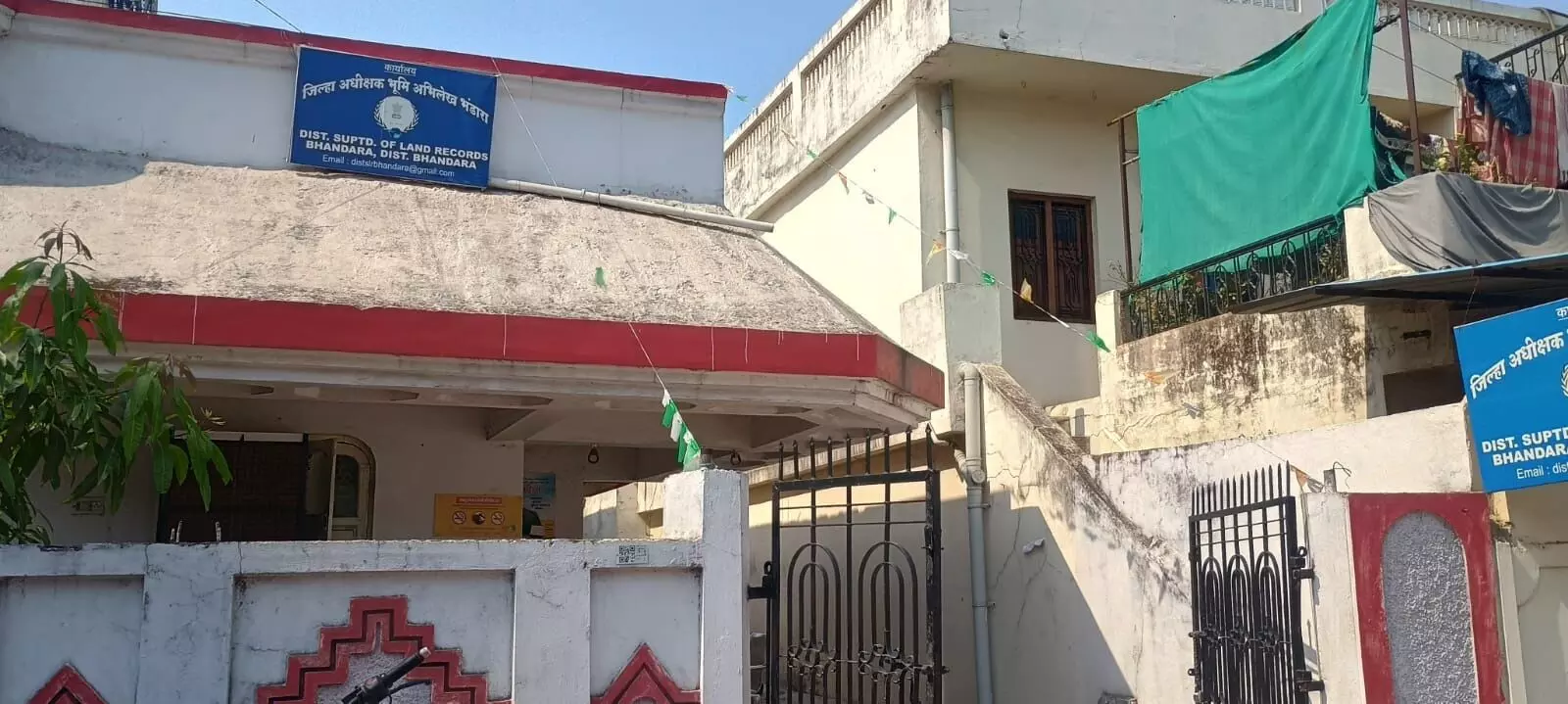 भंडारा के 490 गांवों के 59 हजार 413 ग्रामीणों को मिला प्रापर्टी कार्ड भंडारा के 490 गांवों के 59 हजार 413 ग्रामीणों को मिला प्रापर्टी कार्ड