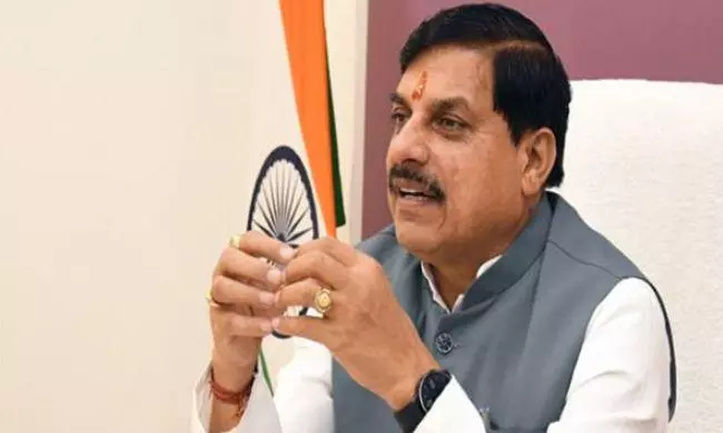समाजिक एकता और भाईचारा बढ़ाने में सामूहिक विवाह बेहद सहायक - मुख्यमंत्री डॉ. यादव समाजिक एकता और भाईचारा बढ़ाने में सामूहिक विवाह बेहद सहायक - मुख्यमंत्री डॉ. यादव