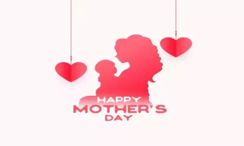 मम्मी के लिए गिफ्ट लेना गए हैं भूल तो अब ना हों परेशान, इन चीजों से मां को करें खुश मम्मी के लिए गिफ्ट लेना गए हैं भूल तो अब ना हों परेशान, इन चीजों से मां को करें खुश