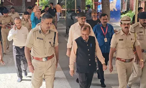सुरक्षा कारणों से साईंबाबा मंदिर में फूल, हार और प्रसाद पर प्रतिबंध