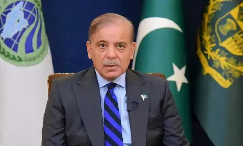 भारत के सामने घुटने टेकने के लिए कैसे मजबूर हुआ पाक? PM शहबाज शरीफ ने सीजफायर के लिए किसके आगे फैलाए हाथ भारत के सामने घुटने टेकने के लिए कैसे मजबूर हुआ पाक? PM शहबाज शरीफ ने सीजफायर के लिए किसके आगे फैलाए हाथ