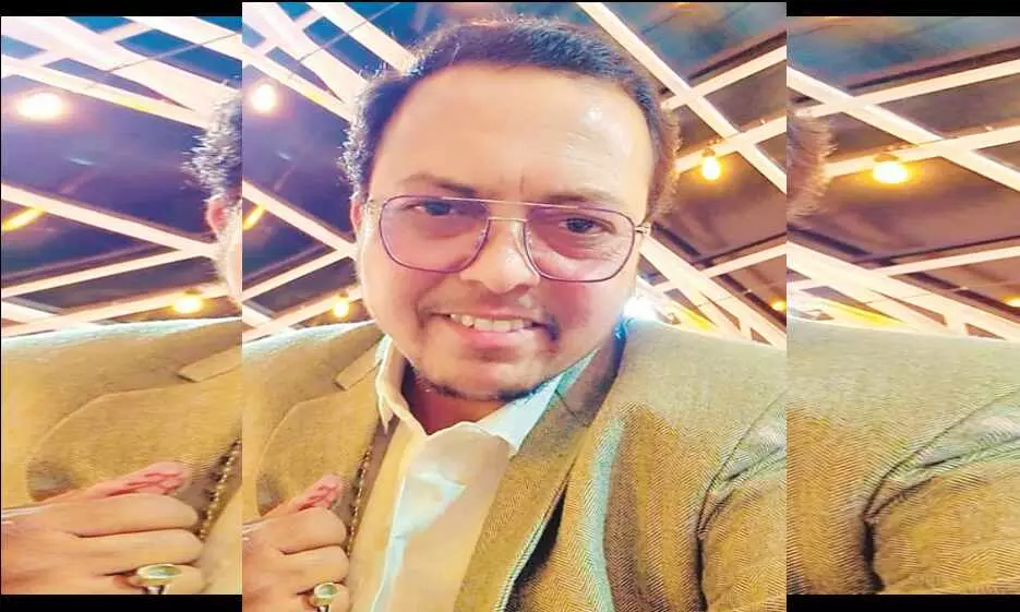 भावना से बने भावेश ने ट्रांसजेंडरों को दिखाई नई राह, मजबूरी में घर था छोड़ा भावना से बने भावेश ने ट्रांसजेंडरों को दिखाई नई राह, मजबूरी में घर था छोड़ा