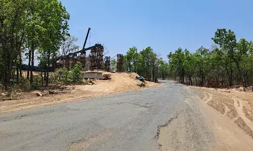 भास्कर अभियान- घुनघुटी के समीप मोर्चा फाटक आरओबी पर गर्डर रखने में लग गए 28 दिन भास्कर अभियान- घुनघुटी के समीप मोर्चा फाटक आरओबी पर गर्डर रखने में लग गए 28 दिन