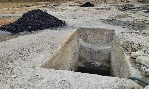 मुख्यमंत्री ने शुक्रवार को ही गतिविधियों पर पैनी नजर रखने कहा मुख्यमंत्री ने शुक्रवार को ही गतिविधियों पर पैनी नजर रखने कहा