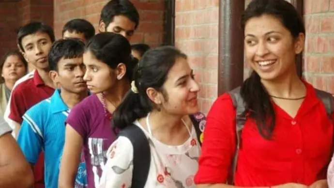 राज्य में अव्वल रहने की कोंकण की परंपरा बरकरार, लड़कियों में फिर मारी बाजी राज्य में अव्वल रहने की कोंकण की परंपरा बरकरार, लड़कियों में फिर मारी बाजी