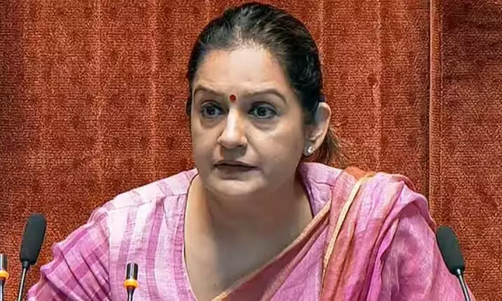 आतंकवाद के खिलाफ कार्रवाई में पूरा देश और सभी सियासी दल सरकार के साथ, शिवसेना सांसद प्रियंका चतुर्वेदी ने पीएम नरेंद्र मोदी की सराहना की आतंकवाद के खिलाफ कार्रवाई में पूरा देश और सभी सियासी दल सरकार के साथ, शिवसेना सांसद प्रियंका चतुर्वेदी ने पीएम नरेंद्र मोदी की सराहना की