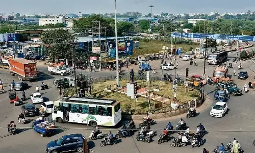 दीनदयाल चौक: जहां 2 साल में फ्लाईओवर बनाने का सपना दिखाया वहां पर मिट्टी की टेस्टिंग तक नहीं