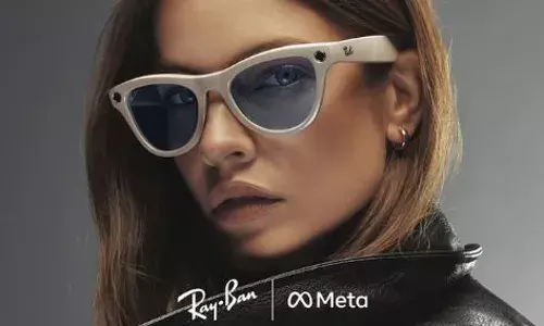 Meta ने भारत में पेश किआ अपना नया स्मार्टग्लास, वॉइस कमांड और लाइव ट्रांस्लेट जैसे फीचर्स से हैं लैस