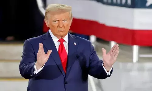 सऊदी अरब में डोनाल्ड ट्रंप ने फिर किया दावा, कहा -  भारत और पाक के बीच अमेरिका ने कराया सीजफायर
