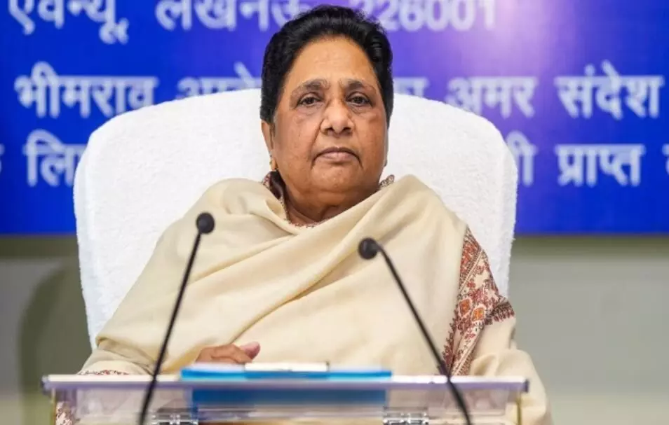 बीजेपी मंत्री और सपा नेता ने की है गलती..., सोफिया कुरैशी और व्योमिका सिंह पर दिए गए विवादित बयान पर मायावती ने दी प्रतिक्रिया बीजेपी मंत्री और सपा नेता ने की है गलती..., सोफिया कुरैशी और व्योमिका सिंह पर दिए गए विवादित बयान पर मायावती ने दी प्रतिक्रिया