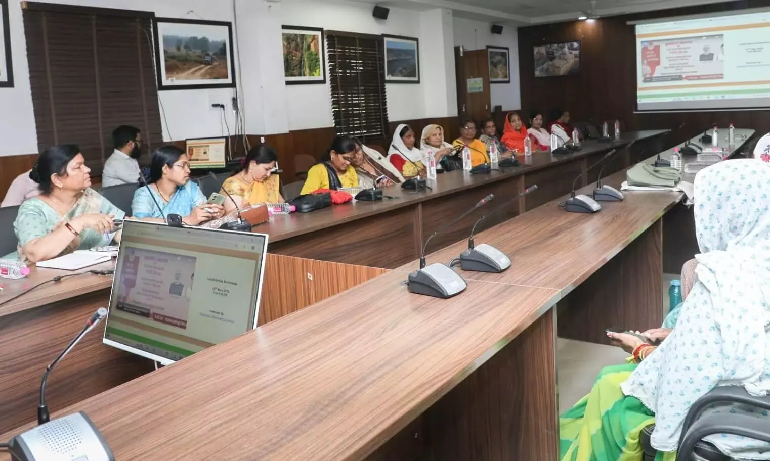 महिला लाभार्थियों को मिली लाडली बहना योजना की 24वीं किश्त महिला लाभार्थियों को मिली लाडली बहना योजना की 24वीं किश्त