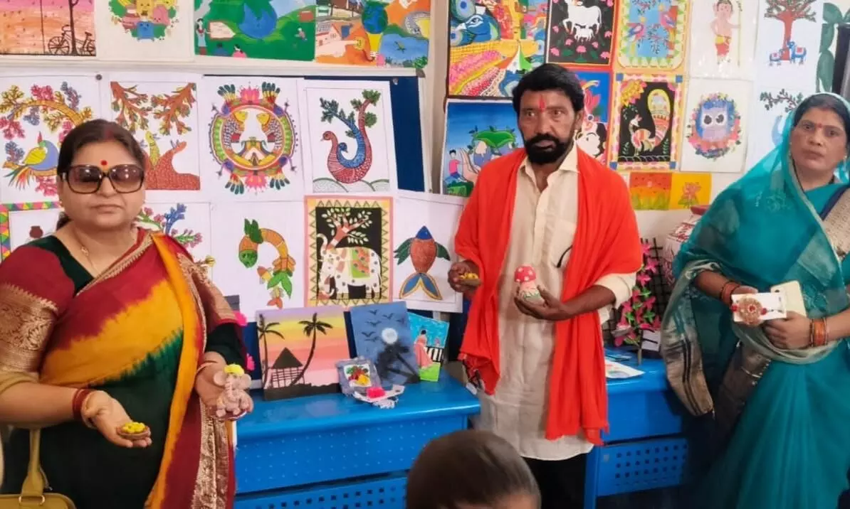 संदीपनी शासकीय उ.मा. विद्यालय में समर कैम्प का हुआ समापन संदीपनी शासकीय उ.मा. विद्यालय में समर कैम्प का हुआ समापन