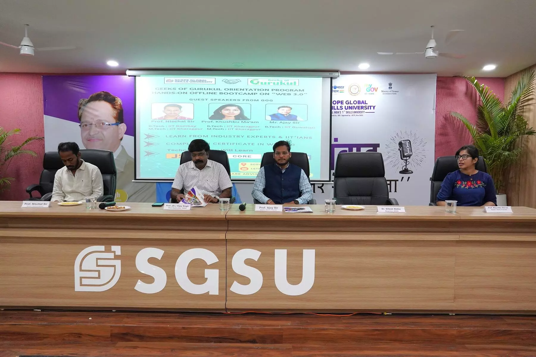 स्कोप ग्लोबल स्किल्स यूनिवर्सिटी ने ग्रीक ऑफ गुरुकुल के विशेषज्ञों के साथ मिलकर वेब 3.0 पर ऑफलाइन बूटकैंप किया आयोजित स्कोप ग्लोबल स्किल्स यूनिवर्सिटी ने ग्रीक ऑफ गुरुकुल के विशेषज्ञों के साथ मिलकर वेब 3.0 पर ऑफलाइन बूटकैंप किया आयोजित