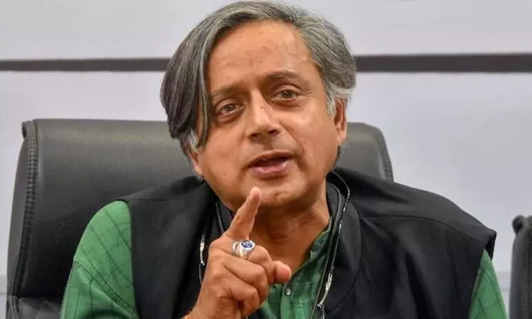 भारतीय डेलीगेशन में शशि थरूर के शामिल होने पर गरमाई सियासत, बीजेपी सांसद बोले - कांग्रेस को इसमें क्या समस्या? भारतीय डेलीगेशन में शशि थरूर के शामिल होने पर गरमाई सियासत, बीजेपी सांसद बोले - कांग्रेस को इसमें क्या समस्या?