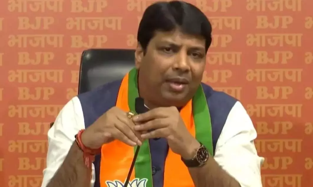 देशहित में बोलने वाले को दुश्मन समझती है कांग्रेस, डेलीगेशन विवाद पर बोले रोहन गुप्ता देशहित में बोलने वाले को दुश्मन समझती है कांग्रेस, डेलीगेशन विवाद पर बोले रोहन गुप्ता