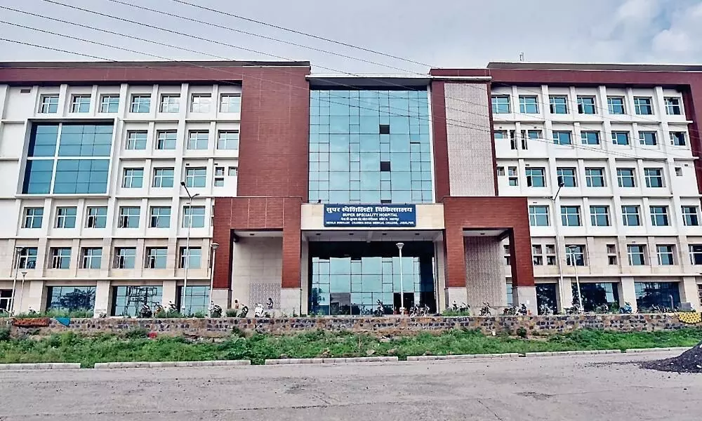 110 पोस्ट डाॅक्टर्स की, हकीकत में हैं सिर्फ 50 टेक्नीशियन और नर्सिंग स्टाफ भी आधे से कम 110 पोस्ट डाॅक्टर्स की, हकीकत में हैं सिर्फ 50 टेक्नीशियन और नर्सिंग स्टाफ भी आधे से कम