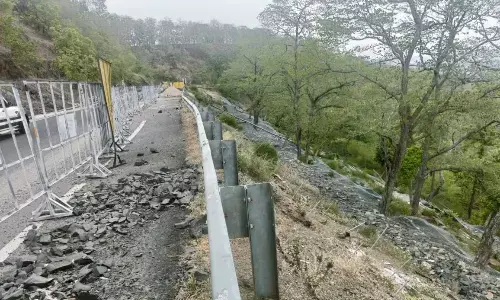 सिल्लेवानी घाटी में डेढ़ साल से ठप पड़ा काम, नए प्रपोजल की मंजूरी का हो रहा इंतजार सिल्लेवानी घाटी में डेढ़ साल से ठप पड़ा काम, नए प्रपोजल की मंजूरी का हो रहा इंतजार