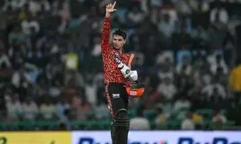 बल्ले से तबाई मचा तोड़ दिया LSG का सपना, 18 गेंदों में अर्धशतक जड़ लगा दिए रिकॉर्ड्स के अंबार बल्ले से तबाई मचा तोड़ दिया LSG का सपना, 18 गेंदों में अर्धशतक जड़ लगा दिए रिकॉर्ड्स के अंबार