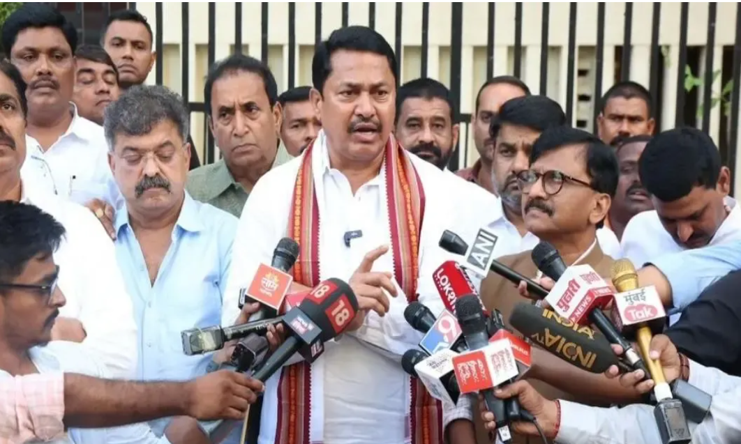 चीफ जस्टिस के अपमान को लेकर नाना पटोले का राष्ट्रपति को पत्र चीफ जस्टिस के अपमान को लेकर नाना पटोले का राष्ट्रपति को पत्र