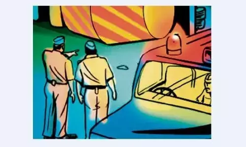 बेटी से बात करने पर पिता और बेटे ने की किशोर की हत्या, खेत में पड़ी रही लाश बेटी से बात करने पर पिता और बेटे ने की किशोर की हत्या, खेत में पड़ी रही लाश