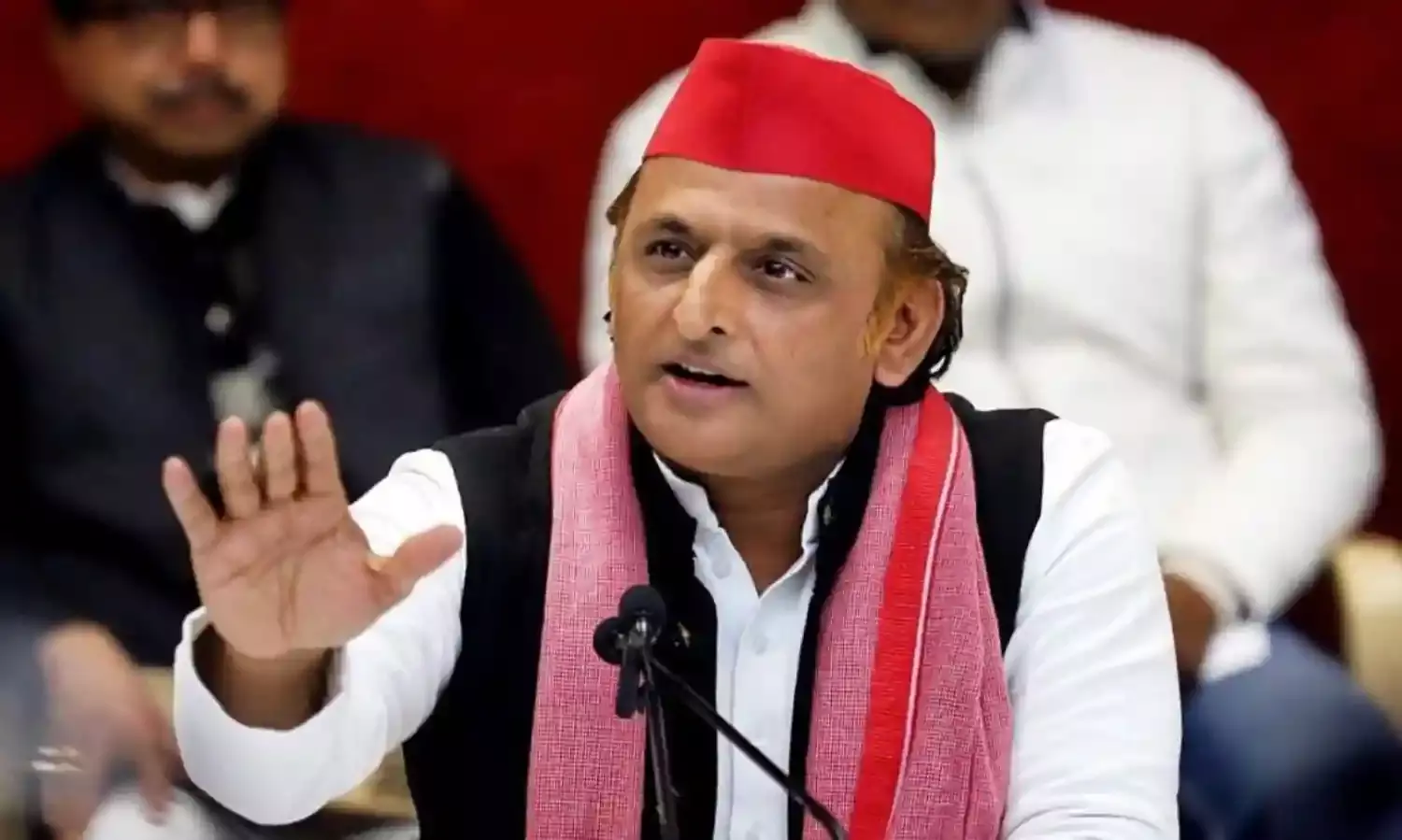 नौकरी BJP के एजेंडे में है नहीं... यूपी शिक्षक भर्ती का पोस्ट डिलीट होने पर अखिलेश यादव ने योगी सरकार को घेरा