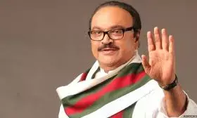 छगन भुजबल ने कैबिनेट मंत्री बनते ही अपनी आंखें नाशिक के पालकमंत्री पद पर लगाईं