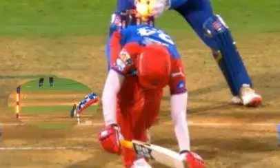 NOT OUT थे पोरेल...सोशल मीडिया पर छिड़ा विवाद, लोगों ने MI पर लगाया संगीन आरोप