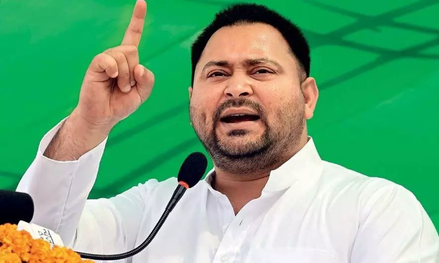 बिहार की कानून-व्यवस्था को लेकर RJD नेता तेजस्वी यादव का नीतीश सरकार पर तंज, एनडीए को लेकर कह दी ये बात बिहार की कानून-व्यवस्था को लेकर RJD नेता तेजस्वी यादव का नीतीश सरकार पर तंज, एनडीए को लेकर कह दी ये बात