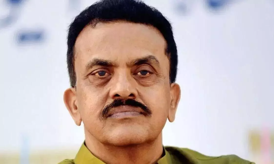 कर्नाटक के गृह मंत्री जी. परमेश्वर के ठिकानों पर ईडी की छापेमारी, शिवसेना नेता संजय निरुपम का कांग्रेस पर निशाना, कहा- भ्रष्टाचार के आरोपों में घिरे हैं कई कांग्रेसी नेता कर्नाटक के गृह मंत्री जी. परमेश्वर के ठिकानों पर ईडी की छापेमारी, शिवसेना नेता संजय निरुपम का कांग्रेस पर निशाना, कहा- भ्रष्टाचार के आरोपों में घिरे हैं कई कांग्रेसी नेता