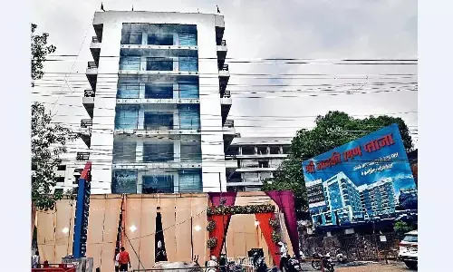 फीता कटते ही मुस्कुराया शहर का सबसे बड़ा मार्केट