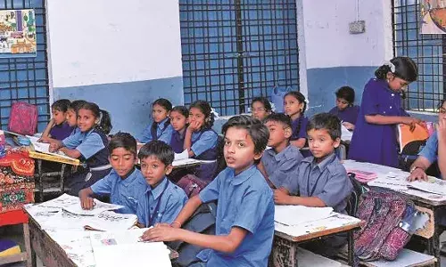 मनपा में छात्रों को नि:शुल्क प्रवेश मिलेगा, गणवेश और पाठ्यपुस्तकें भी