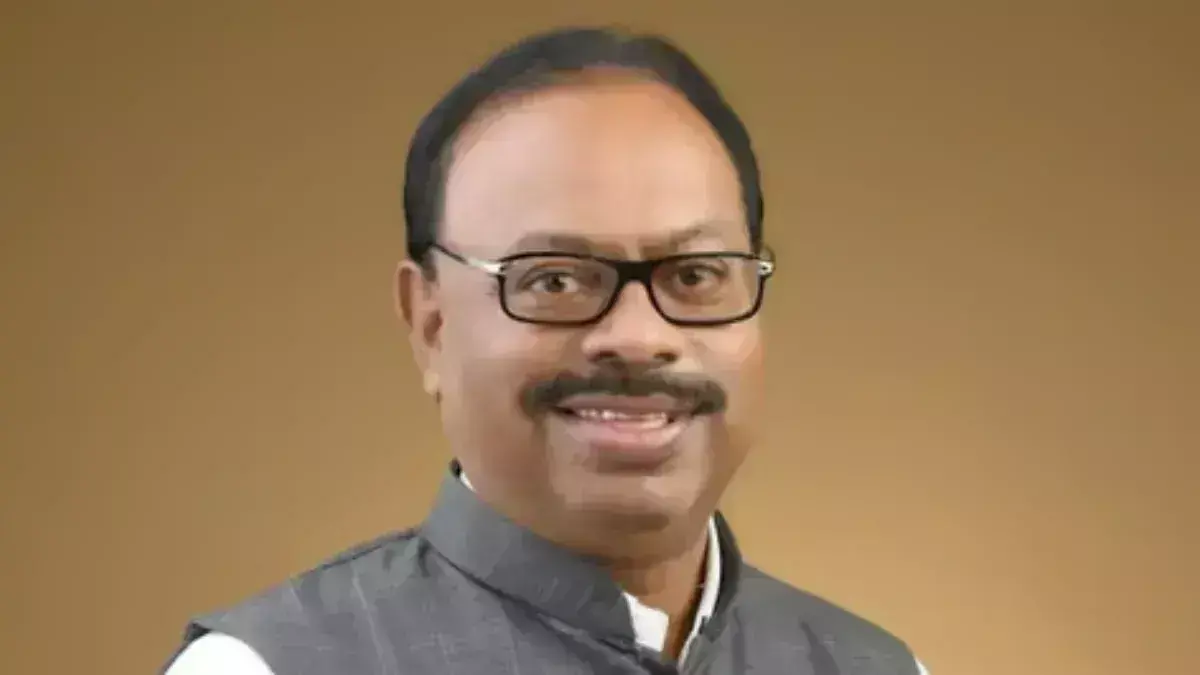 पालघर समेत आदिवासी जिलों के पदभर्ती आरक्षण के लिए उपसमिति, बावनकुले की अध्यक्षता में कमेटी