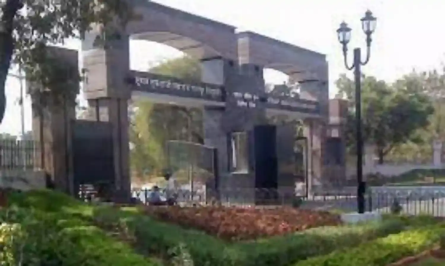 डिग्री प्रवेश प्रक्रिया : यूनिवर्सिटी ने घोषित नहीं किया एक समान टाइम टेबल