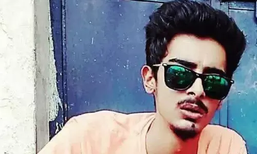 भाजपा जिला अध्यक्ष के भतीजे ने फांसी लगाकर की आत्हत्या भाजपा जिला अध्यक्ष के भतीजे ने फांसी लगाकर की आत्हत्या