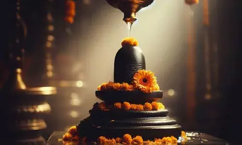 आज है शनि प्रदोष व्रत, जानिए पूजा का मुहूर्त और पूजा की विधि
