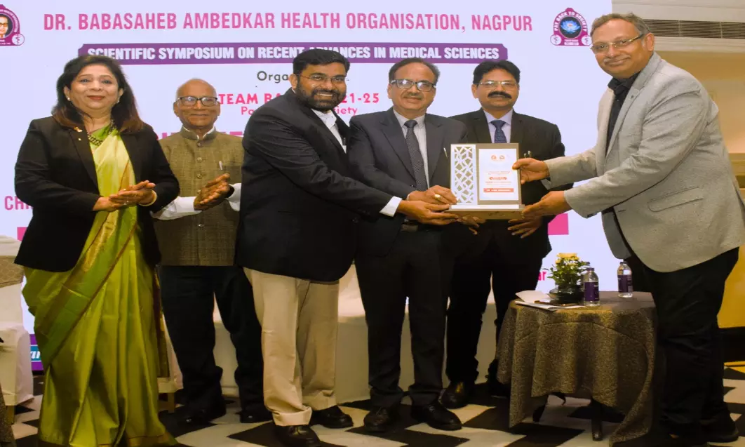 विशेषज्ञों ने साझा की चिकित्सा क्षेत्र की नवीनतम जानकारियां विशेषज्ञों ने साझा की चिकित्सा क्षेत्र की नवीनतम जानकारियां