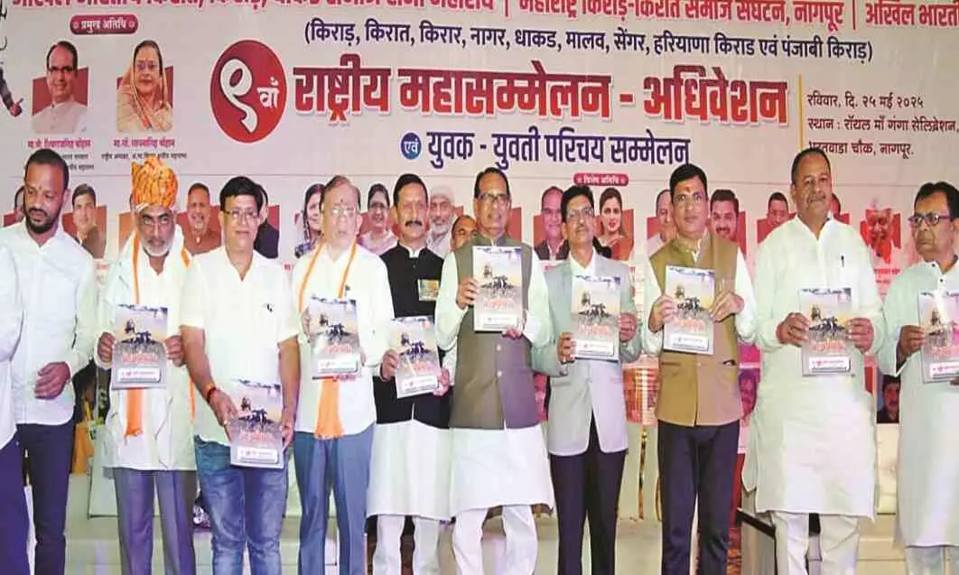 सरकारी योजनाओं का लाभ दिलाने का दायित्व संभालें सामाजिक कार्यकर्ता सरकारी योजनाओं का लाभ दिलाने का दायित्व संभालें सामाजिक कार्यकर्ता