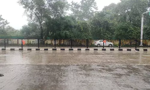 मानसून आने तक हो सकती है बेमौसम बारिश , उमस से रहेगी परेशानी