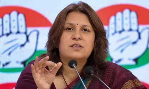 न चेहरा, न मुद्दा, एनडीए में कलह, कांग्रेस नेता सुप्रिया श्रीनेत ने भाजपा पर जमकर साधा निशाना