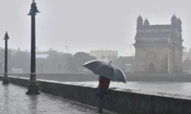 महाराष्ट्र में भारी बारिश ने मचाया कहर, जनजीवन हुआ अस्त-व्यस्त, 21 की मौत, रेस्क्यू में जुटी एनडीआरएफ की टीम महाराष्ट्र में भारी बारिश ने मचाया कहर, जनजीवन हुआ अस्त-व्यस्त, 21 की मौत, रेस्क्यू में जुटी एनडीआरएफ की टीम