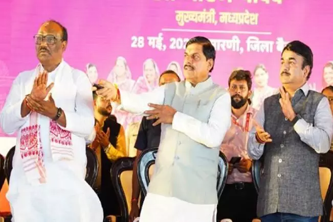 मध्यप्रदेश सरकार महिला सशक्तिकरण के लिये प्रतिबद्ध - मुख्यमंत्री डॉ. यादव मध्यप्रदेश सरकार महिला सशक्तिकरण के लिये प्रतिबद्ध - मुख्यमंत्री डॉ. यादव