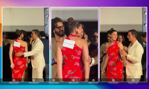 हाउसफुल 5 के ट्रेलर लॉन्च पर अक्षय कुमार ने नरगिस फाखरी के साथ कर दिया ऐसा प्रैंक, सोनम बाजवा ने की मदद हाउसफुल 5 के ट्रेलर लॉन्च पर अक्षय कुमार ने नरगिस फाखरी के साथ कर दिया ऐसा प्रैंक, सोनम बाजवा ने की मदद