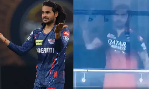 दिग्वेश राठी की हरकत पर भड़के विराट कोहली...गुस्से में शीशे पर दे मारी बोतल, वीडियो हो रहा वायरल दिग्वेश राठी की हरकत पर भड़के विराट कोहली...गुस्से में शीशे पर दे मारी बोतल, वीडियो हो रहा वायरल