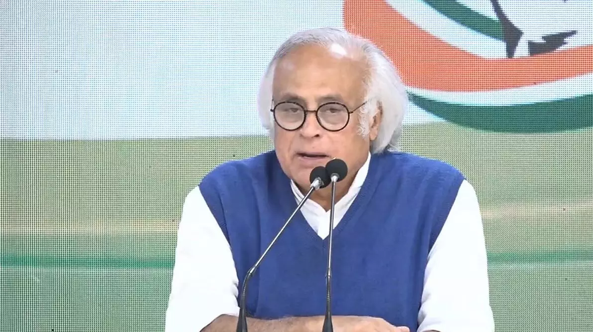 जयराम रमेश के बयान पर भड़के शहजाद पूनावाला, कहा - आर्मी चीफ को कहा गुंडा, अब सांसदों को बोल रहे आतंकी जयराम रमेश के बयान पर भड़के शहजाद पूनावाला, कहा - आर्मी चीफ को कहा गुंडा, अब सांसदों को बोल रहे आतंकी