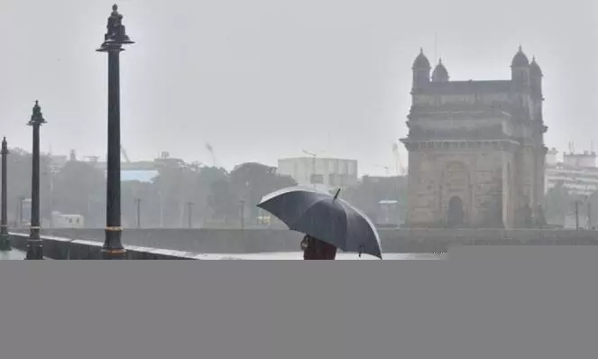मुंबई में मानसून की दस्तक, भारी बारिश से जनजीवन पर पड़ा असर, अब अगले हफ्ते कैसा रहेगा मौसम? आईएमडी ने जारी किया ताजा अपडेट मुंबई में मानसून की दस्तक, भारी बारिश से जनजीवन पर पड़ा असर, अब अगले हफ्ते कैसा रहेगा मौसम? आईएमडी ने जारी किया ताजा अपडेट