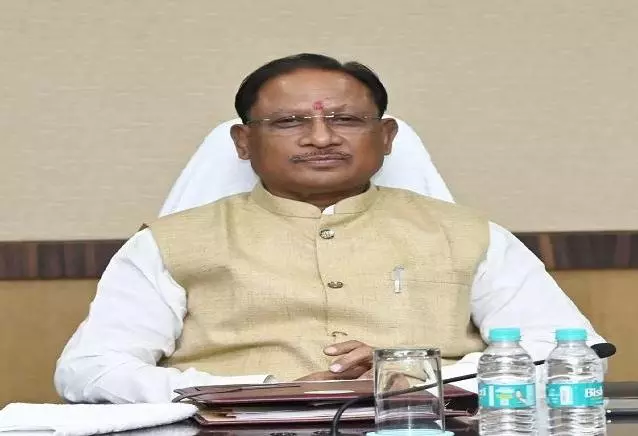 मुख्यमंत्री ने सावरकर सौरभ स्मारिका का किया विमोचन मुख्यमंत्री ने सावरकर सौरभ स्मारिका का किया विमोचन