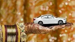 नक्सलियों के साथ संबंधों की धमकी देकर ससुर से मांगा दहेज नक्सलियों के साथ संबंधों की धमकी देकर ससुर से मांगा दहेज
