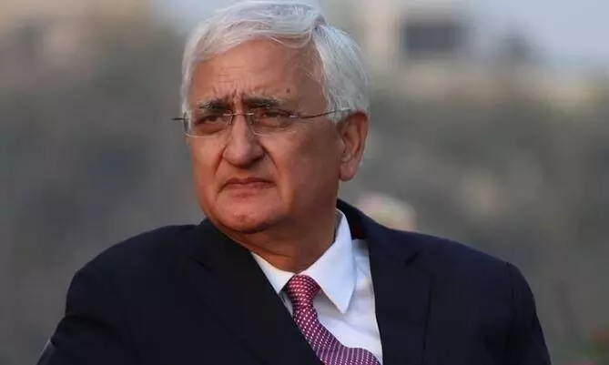 सलमान खुर्शीद ने की अनुच्छेद 370 हटाने की तारीफ, बोले- जम्मू-कश्मीर में हालात बेहतर; शिवसेना-एनसीपी के नेता ने भी दी प्रतिक्रिया सलमान खुर्शीद ने की अनुच्छेद 370 हटाने की तारीफ, बोले- जम्मू-कश्मीर में हालात बेहतर; शिवसेना-एनसीपी के नेता ने भी दी प्रतिक्रिया